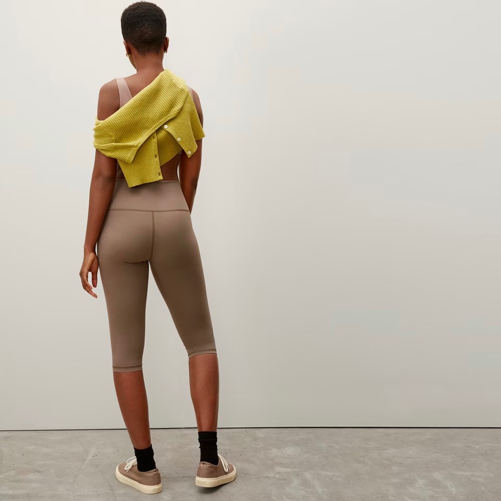 EVERLANE The Perform Cropped Legging